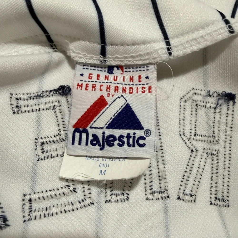 VTG Majestic Minnesota Twins Justin Morneau Jersey Youth M White Pinstripe MLB